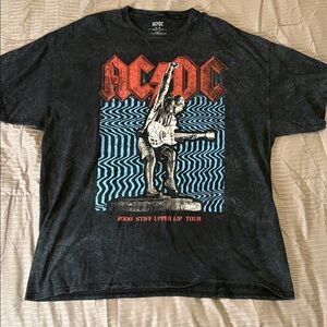 AC/DC "Stiff Upper Lip" 2000 Tour T-shirt size large vintage style band concert